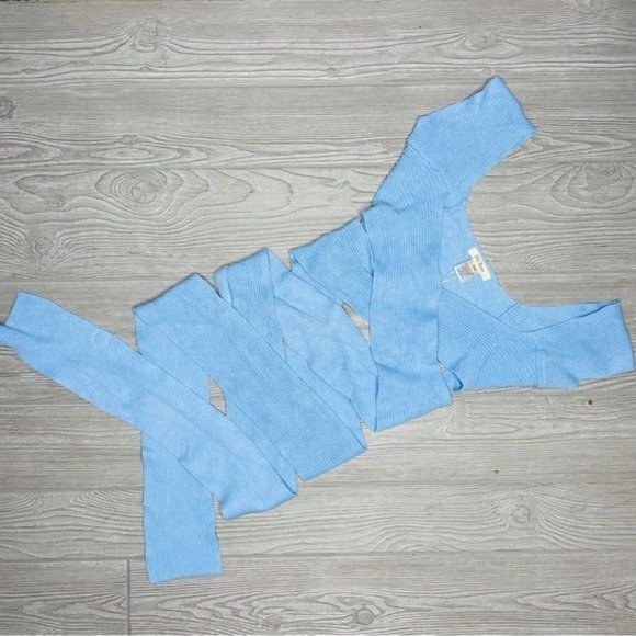 Nwt my boo blue wrap tie shirt cap sleeve cropped style size medium - Picture 6 of 8